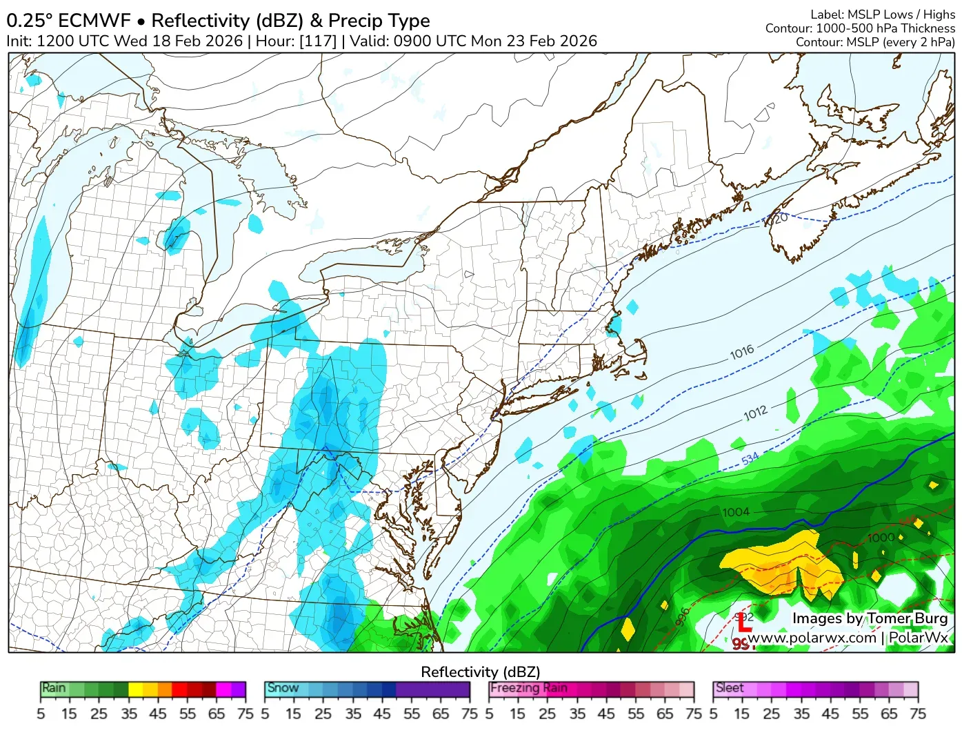 خريطة توضح توقعات العواصف الثلجية في الشمال الشرقي للولايات المتحدة، مع مناطق تساقط الثلوج والأمطار المحتملة.