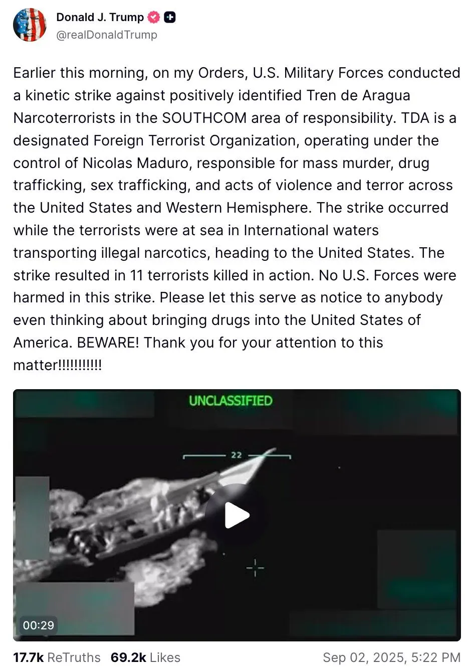 إعلان الرئيس دونالد ترامب عن الضربة العسكرية ضد عصابة ترين دي أراغوا، مبرزًا تفاصيل العملية وأثرها على الأمن الأمريكي.