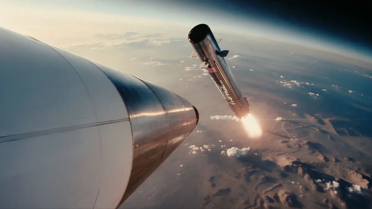 صاروخ Big Iron من Cowboy Space أثناء فصل المرحلة الأولى في المدار الأرضي المنخفض ضمن خطة إطلاق 20,000 قمر اصطناعي لمراكز بيانات الذكاء الاصطناعي.