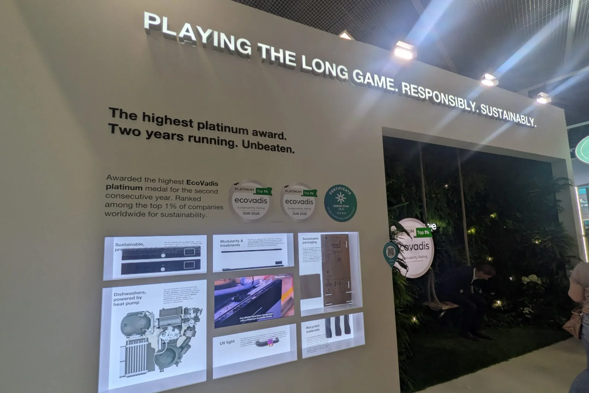 عرض في معرض IFA في برلين يبرز جوائز استدامة EcoVadis والتزام الشركات بالتصنيع المسؤول والمستدام للأجهزة المنزلية.