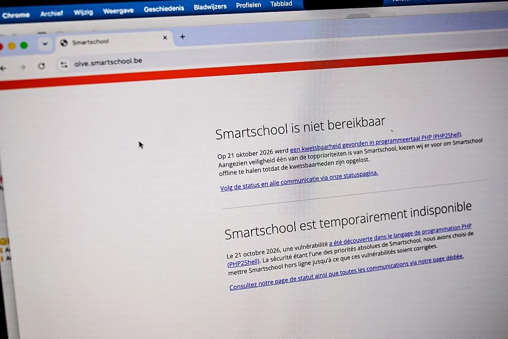 تعطل موقع Smartschool مؤقتاً بسبب ثغرة PHP2Shell الأمنية التي أجبرت على إيقاف الخدمة لحماية النظام من الاختراق.